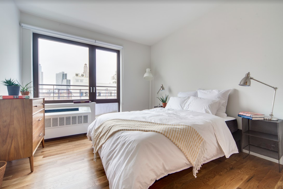 Common Baltic West - Photo 2 of 12