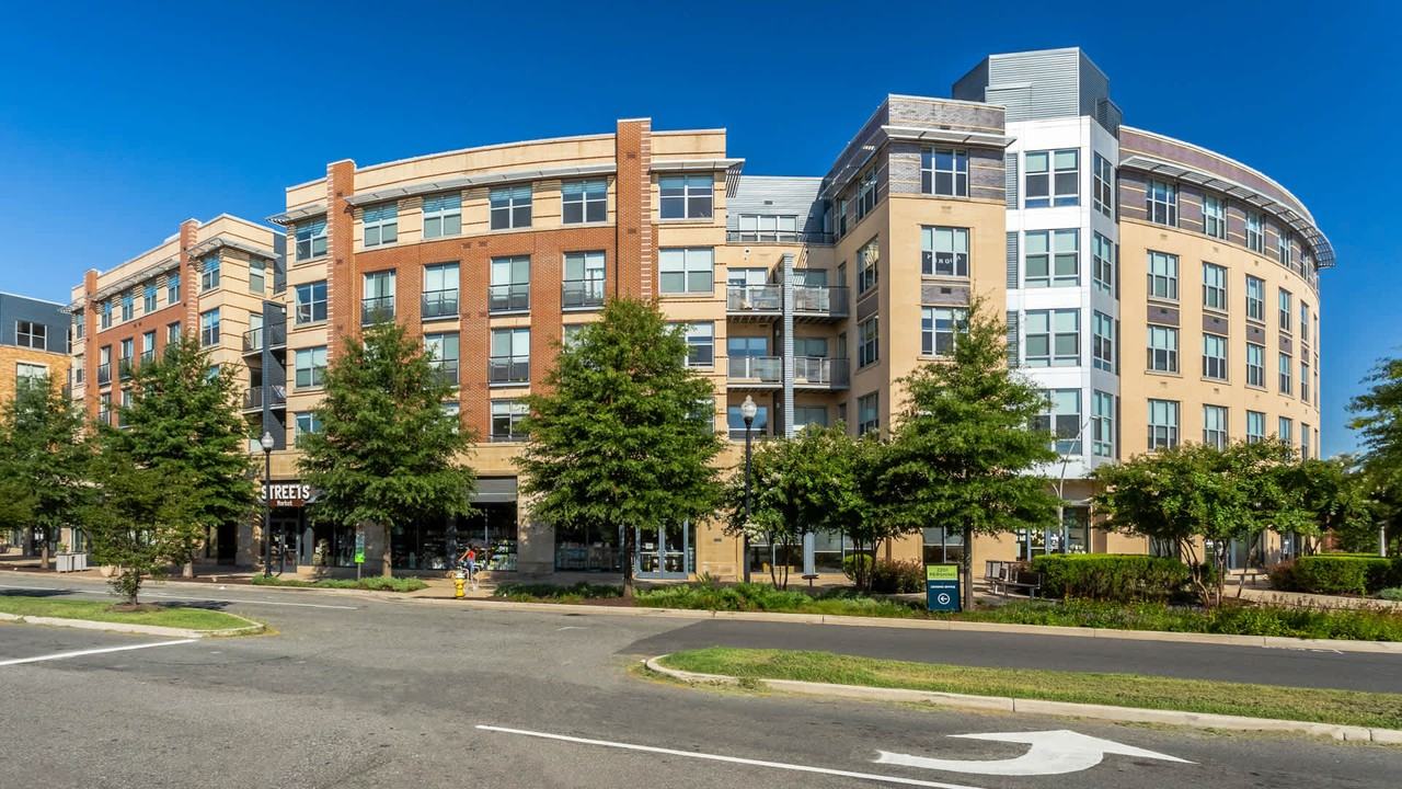 2201 Pershing - Photo 7 of 76