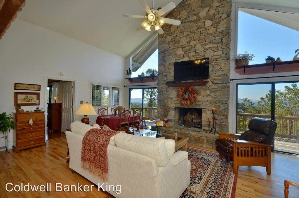 4305 Laurel Park Hwy - Photo 3 of 14