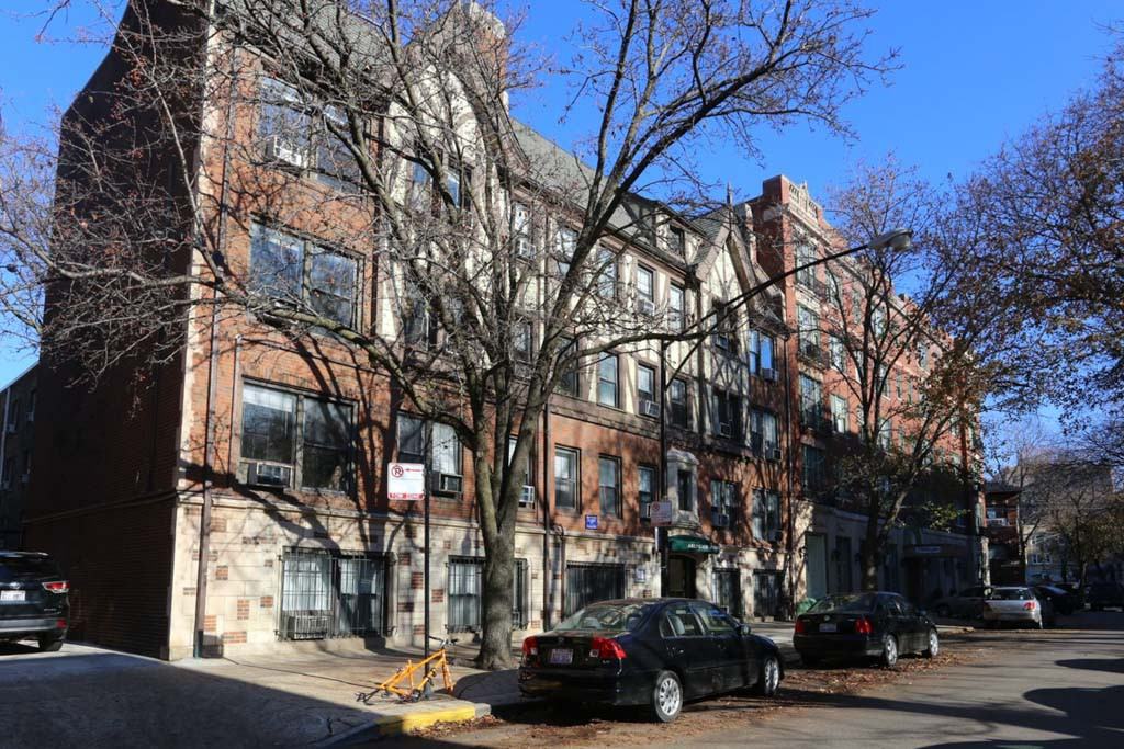 536 W Arlington Pl 107, Chicago, IL 60614 Studio Apartment for Rent