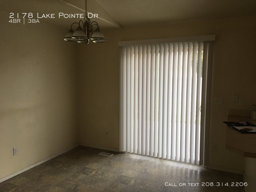 2178 W Lake Pointe Ct - Photo 3 of 9