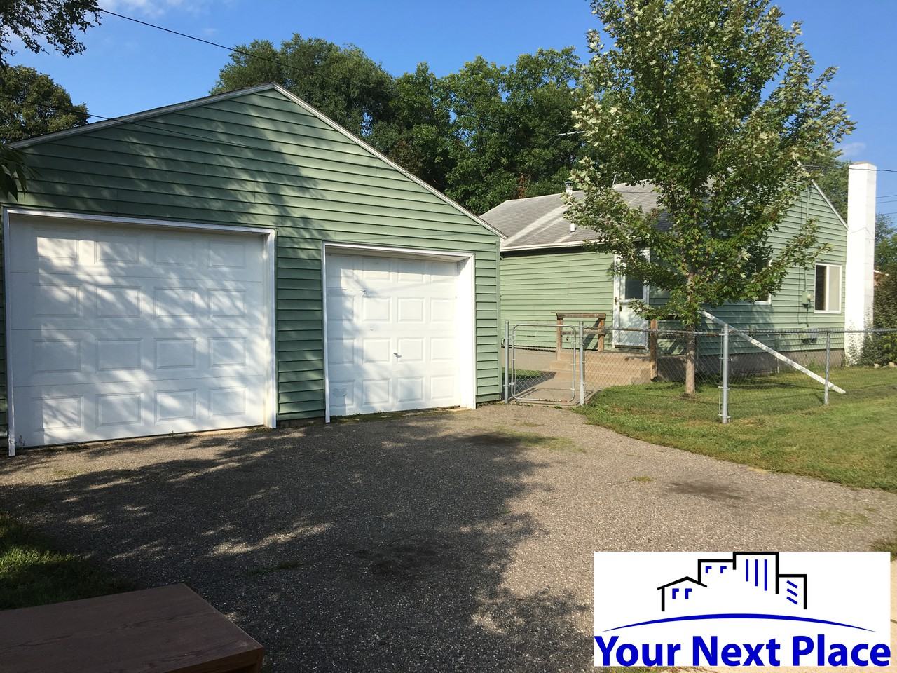 401 27th Avenue North - Photo 3 of 11