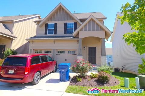 2728 Grover Crossing Dr - Photo 2 of 10