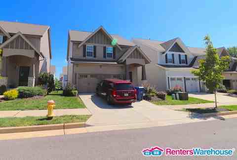 2728 Grover Crossing Dr - Photo 3 of 10