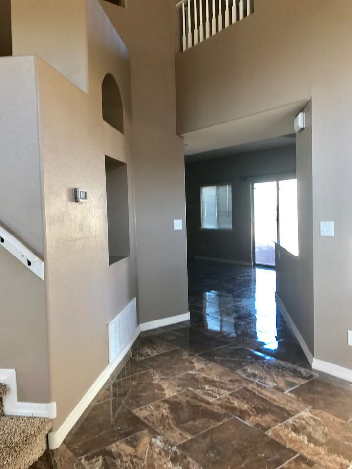 3257 Sunset Point Dr - Photo 3 of 40