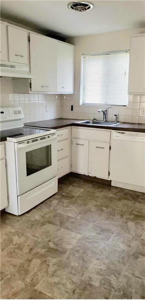 144 Shepards Knoll Dr #144 - Photo 2 of 8