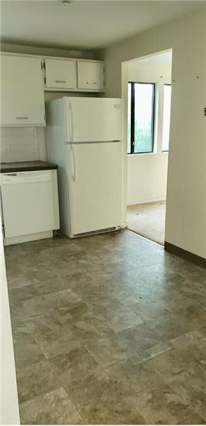 144 Shepards Knoll Dr #144 - Photo 3 of 8