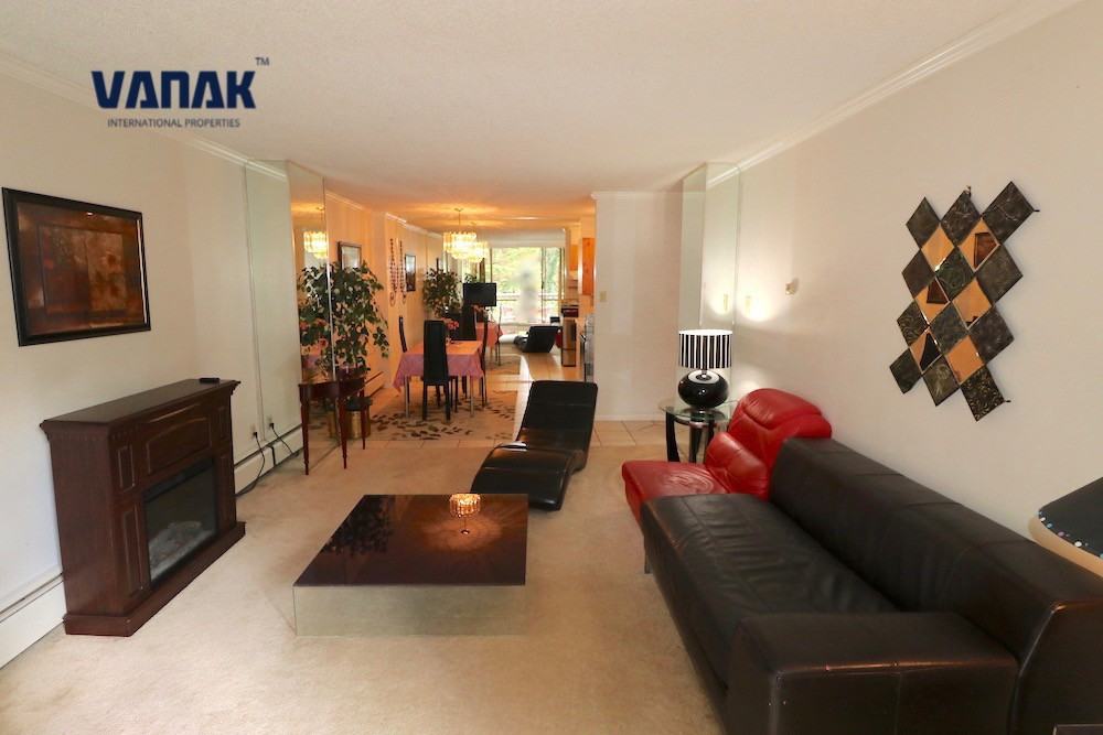 2012 Fullerton Ave - Photo 3 of 10