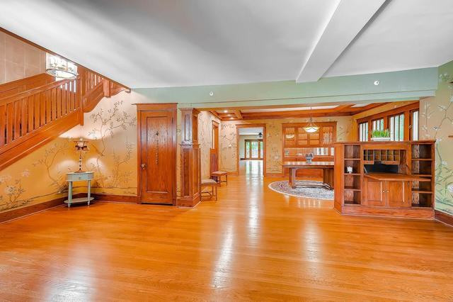 539 S Cook St - Photo 2 of 11