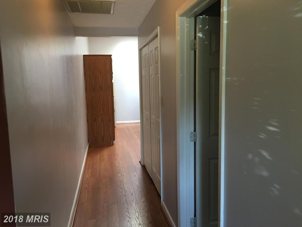 17 Cambridge Ln - Photo 2 of 12