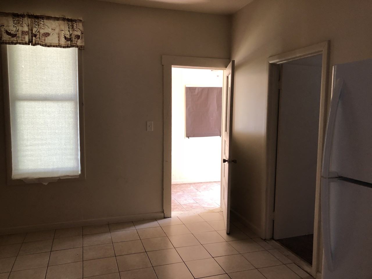 2207 French St - Photo 3 of 17