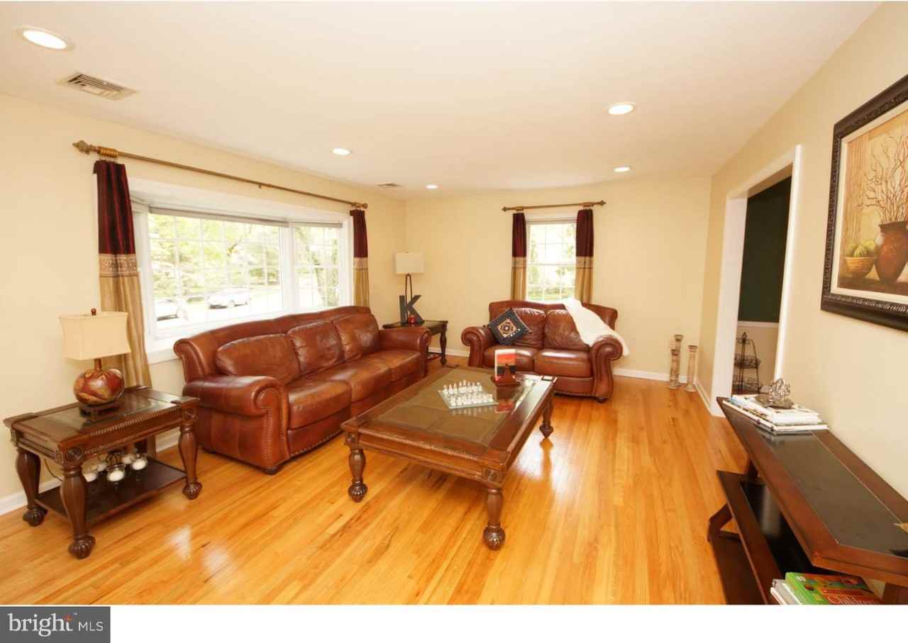 4 Hathaway Dr - Photo 2 of 18