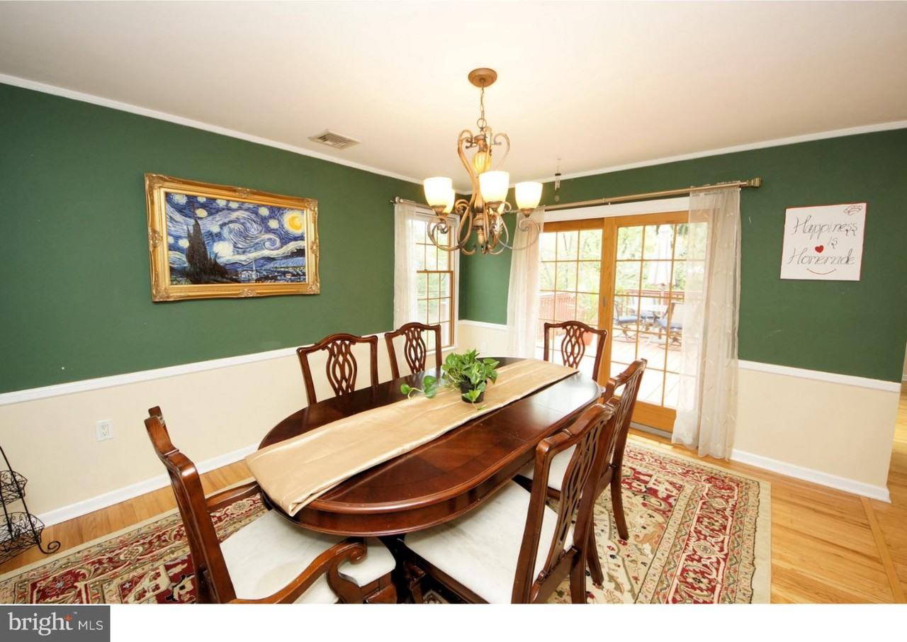 4 Hathaway Dr - Photo 3 of 18