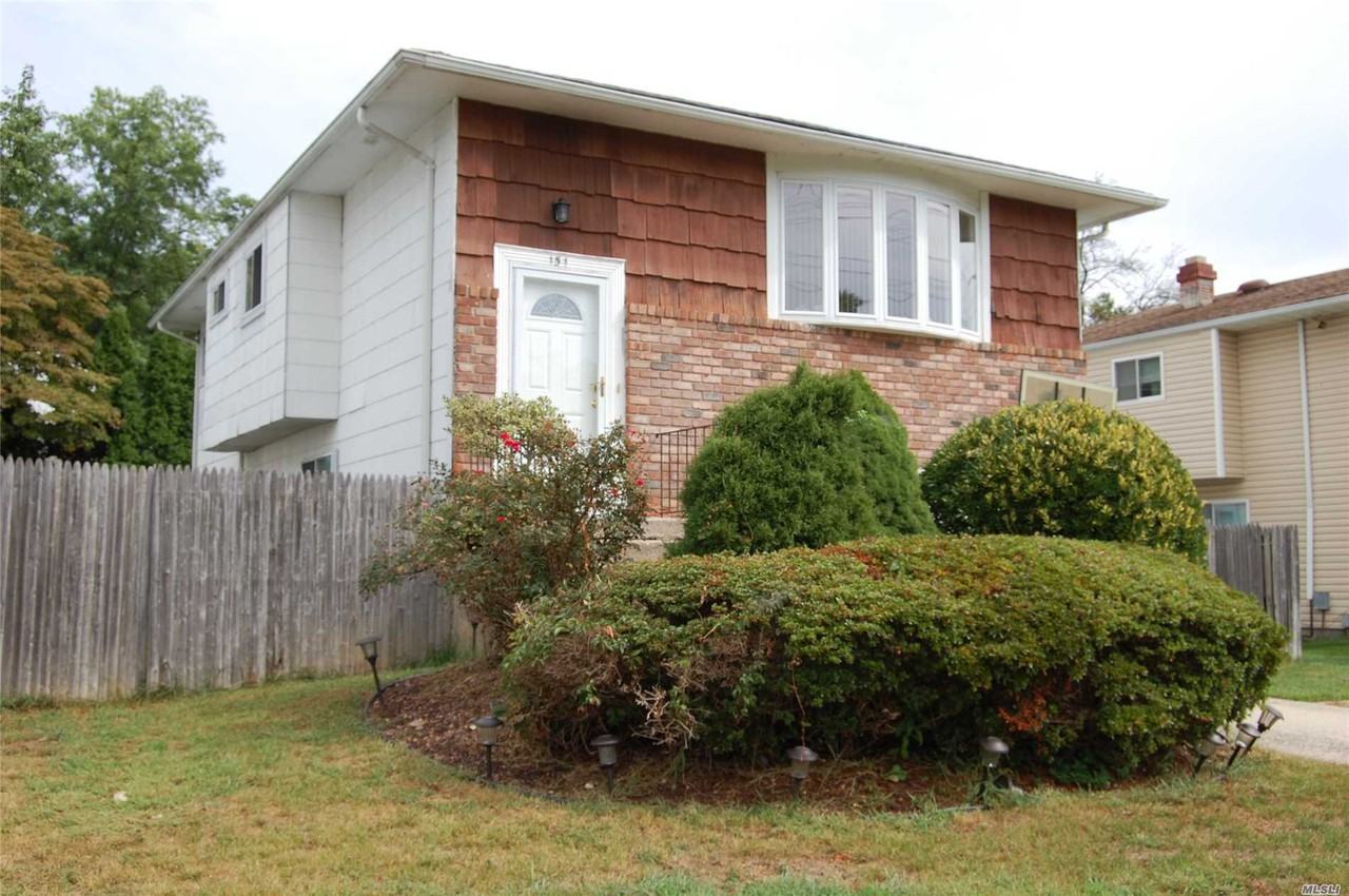 151 Truxton Rd - Photo 2 of 7