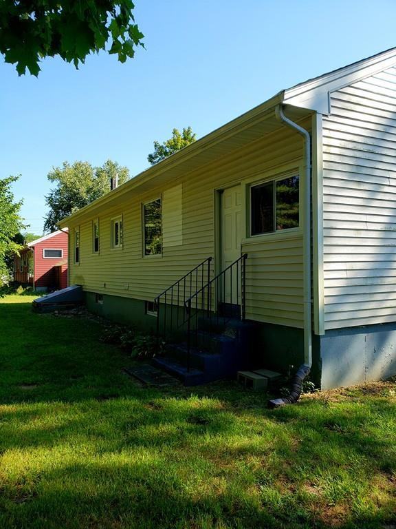 21 Hampshire Ave - Photo 2 of 15