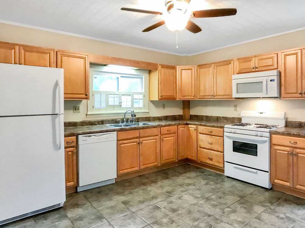 30 Green Street - Photo 3 of 17