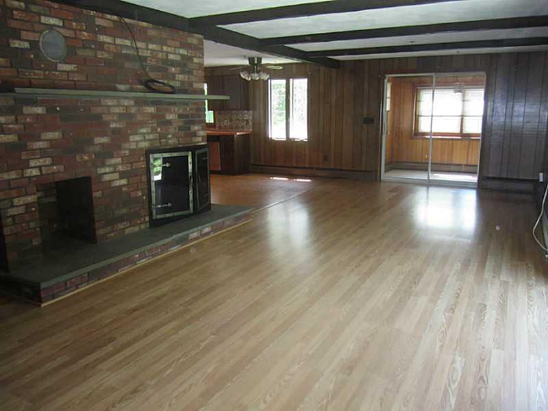 301 Wolf Rock Rd - Photo 3 of 14