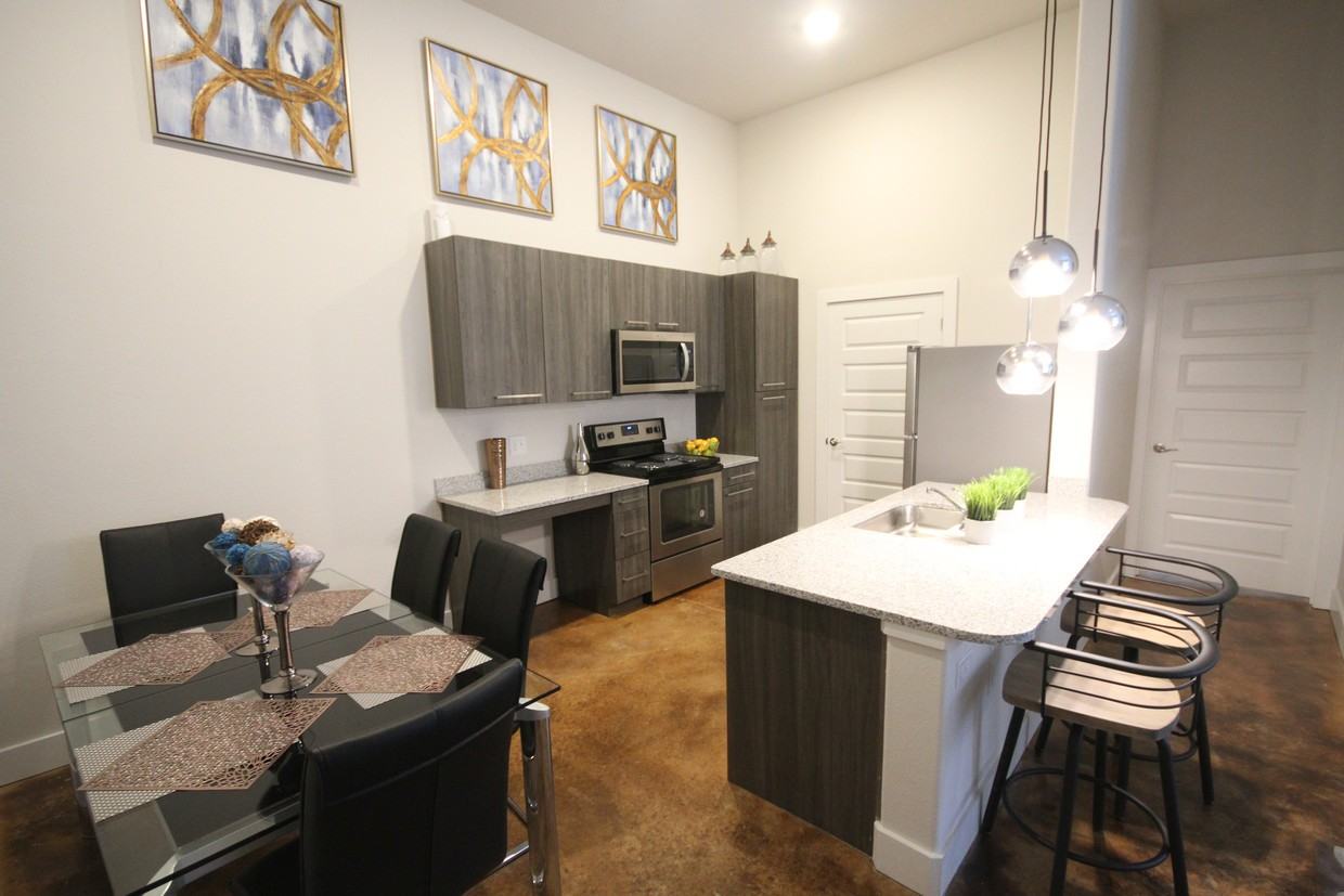 $199 TMI Great Move in Special!! Move in This Week