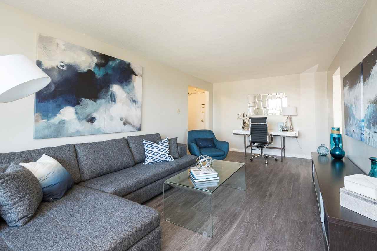 24 Brybeck Crescent - Photo 2 of 10