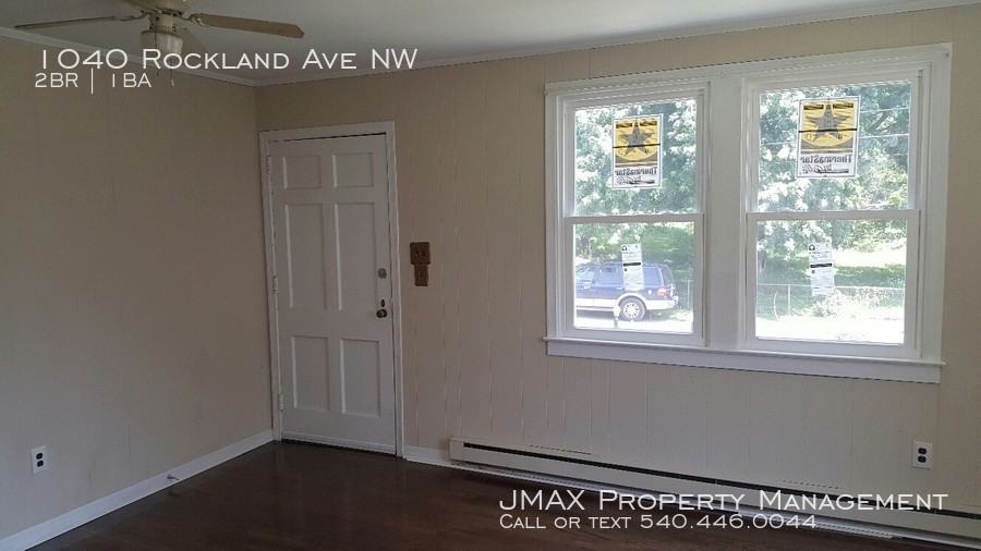1040 Rockland Ave NW - Photo 2 of 5