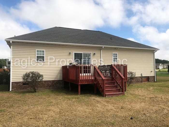 102 Labrador Ct - Photo 3 of 22