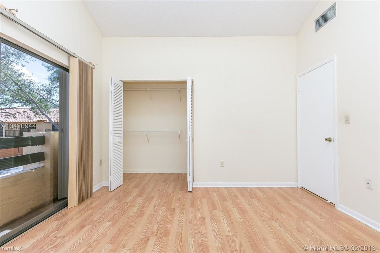 7867 SW 102nd Ln #7867 - Photo 3 of 11