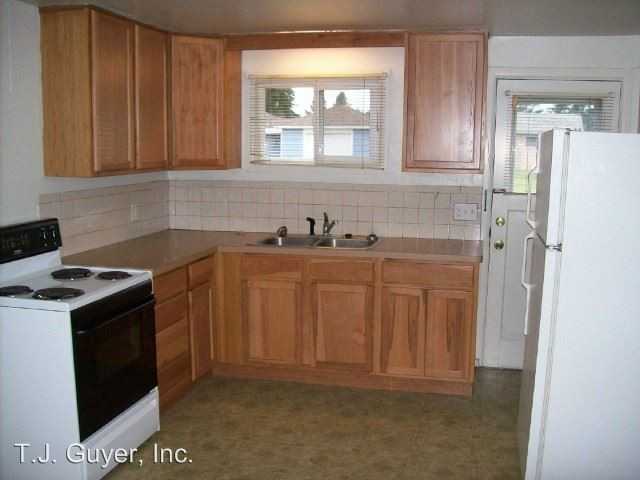 3057 Jackson Hwy - Photo 3 of 5