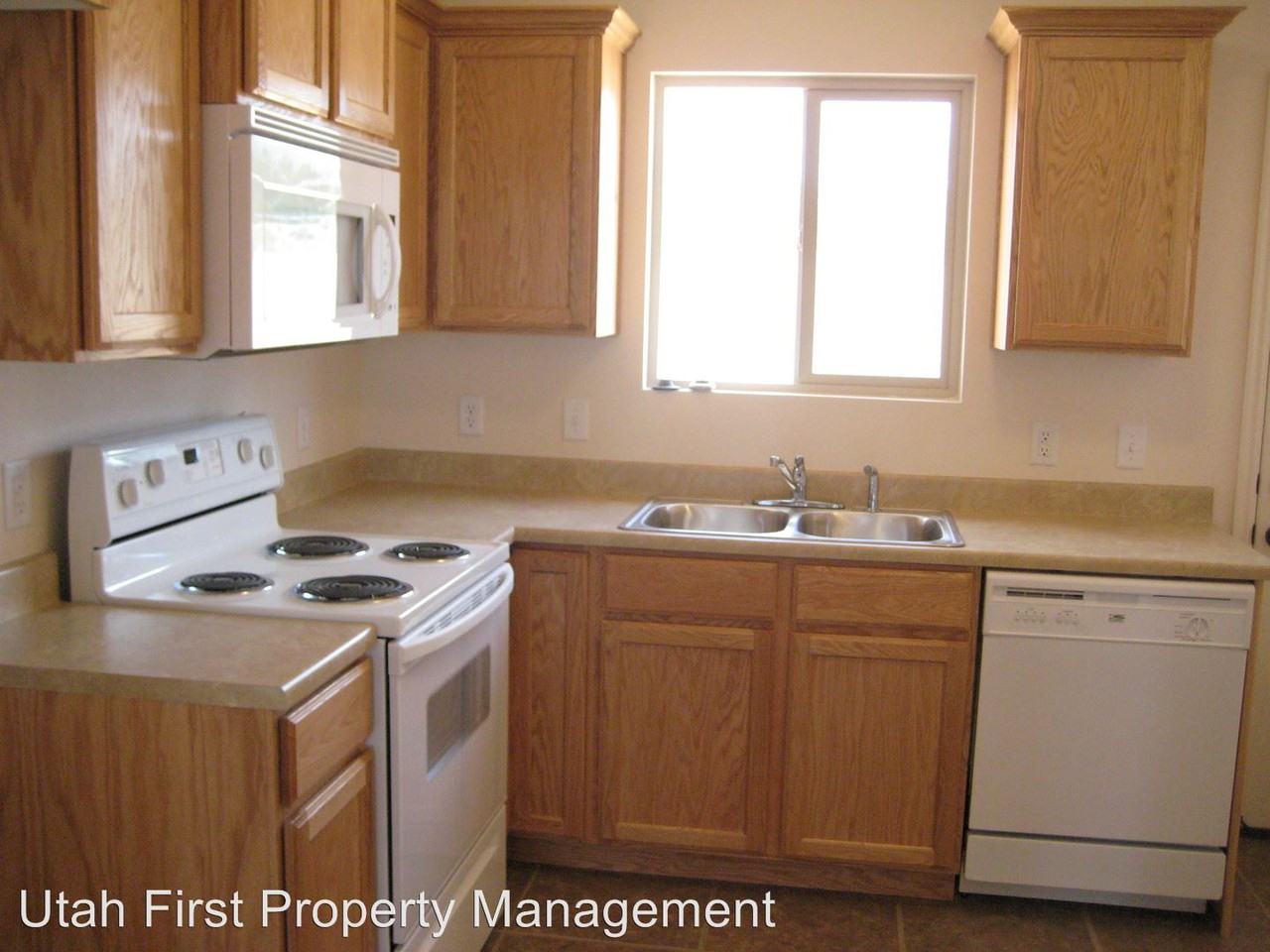 76-78 N. 4150 W. - Photo 2 of 4