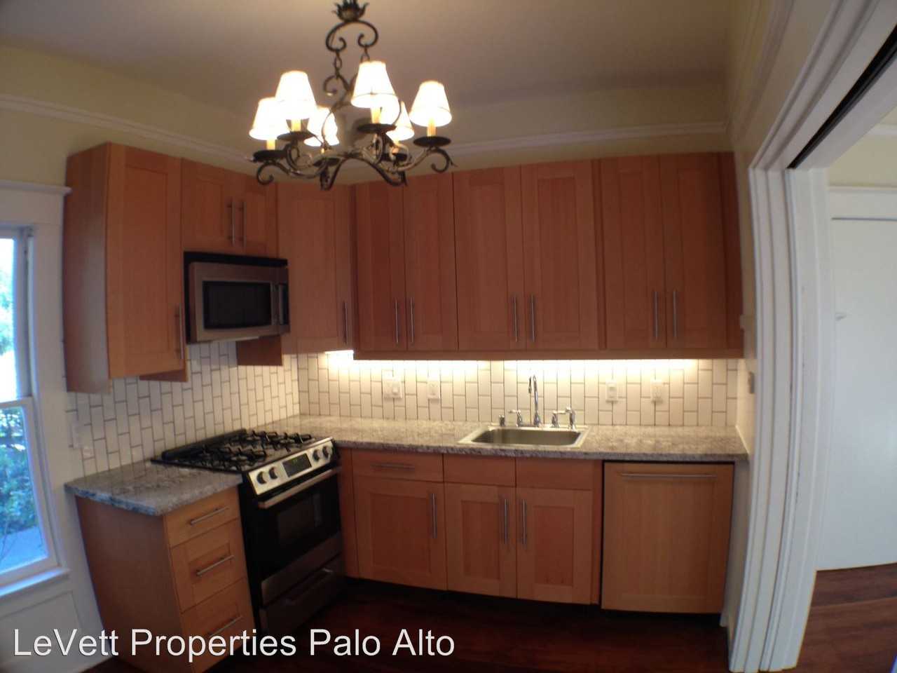 931 Addison Ave - Photo 3 of 6