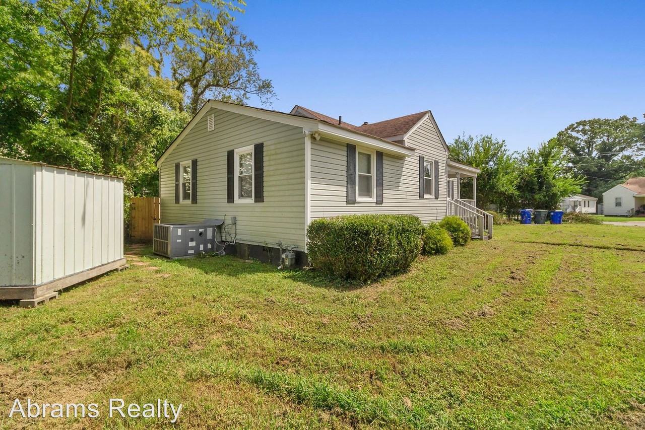 921 Quail St - Photo 3 of 26