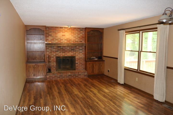 11517 Kenyon Rd - Photo 2 of 20