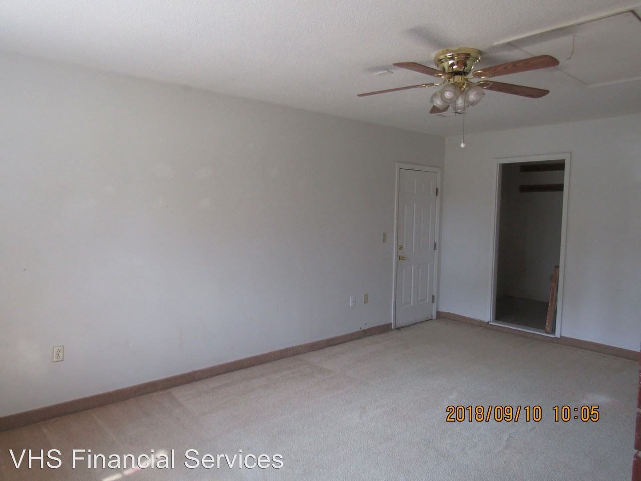 1103 Hickory St - Photo 3 of 16