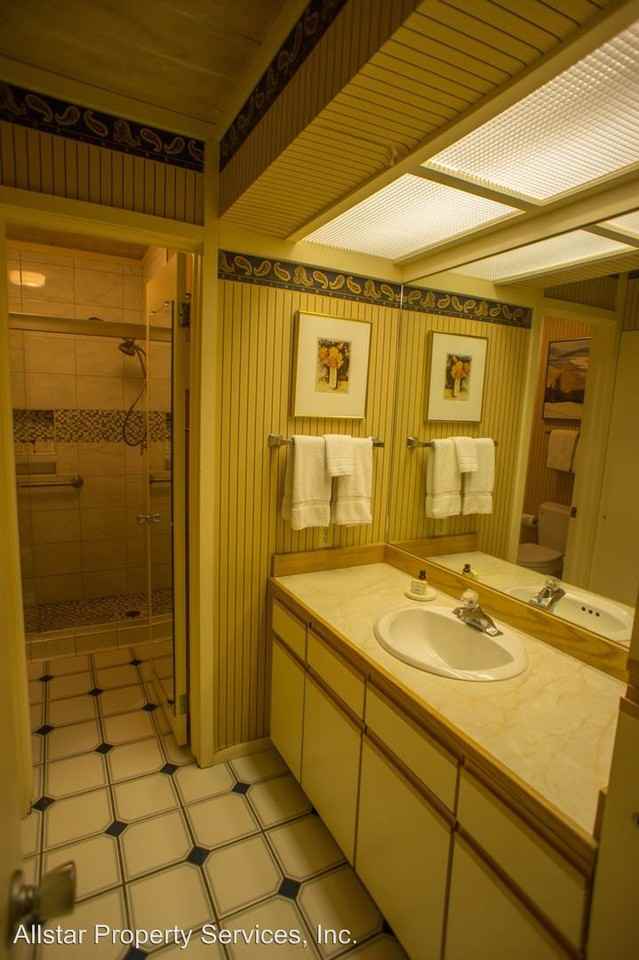 1001 Atelier Condo Dr - Photo 3 of 11