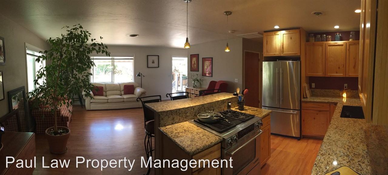 637 Kate Hayes St - Photo 2 of 15