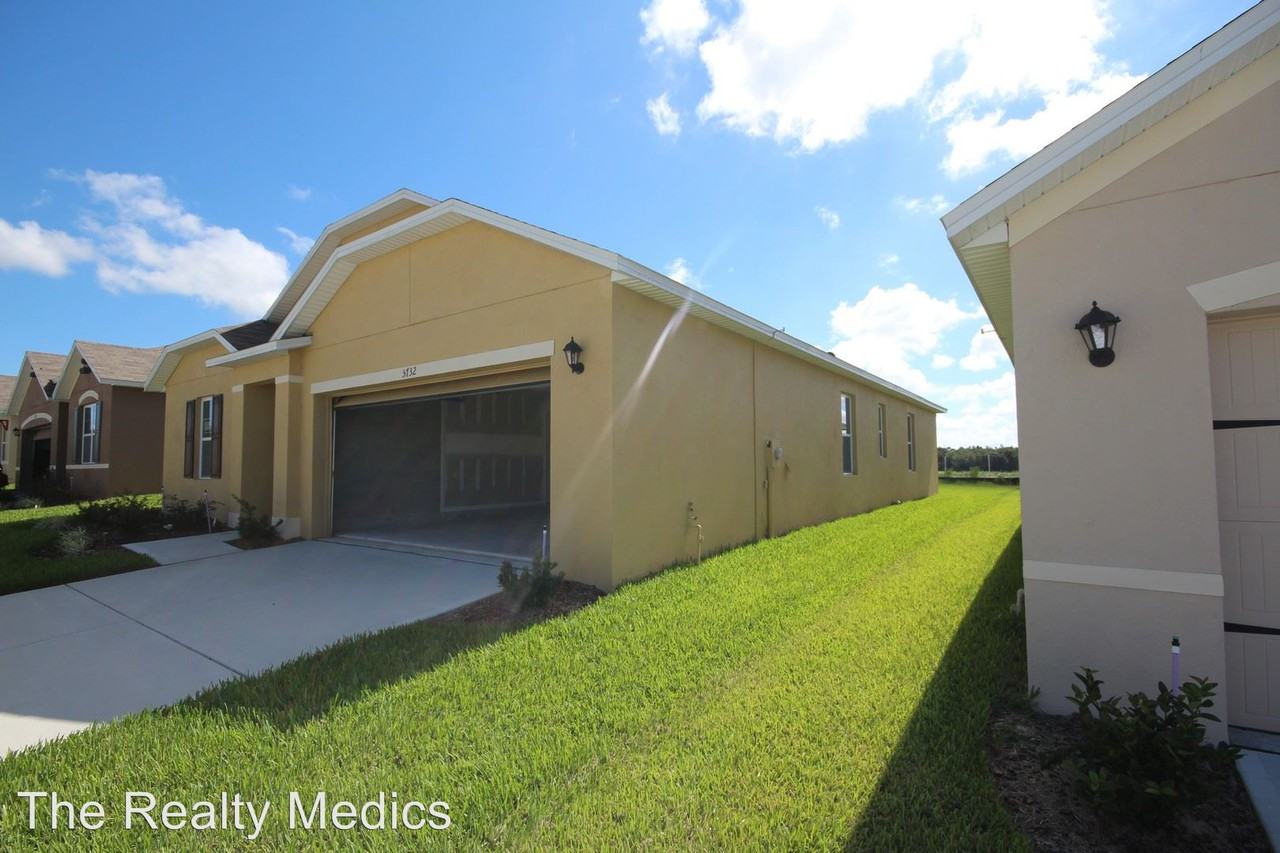 5732 Lakeside Landings Blvd - Photo 3 of 17