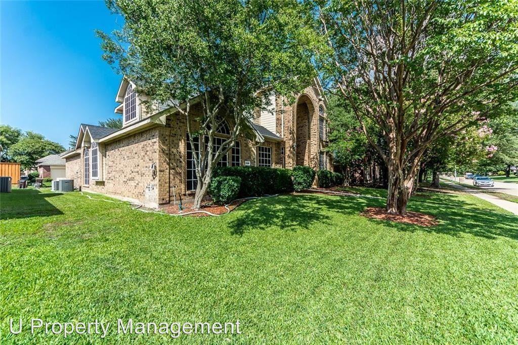 2325 Flanders Ln - Photo 2 of 25