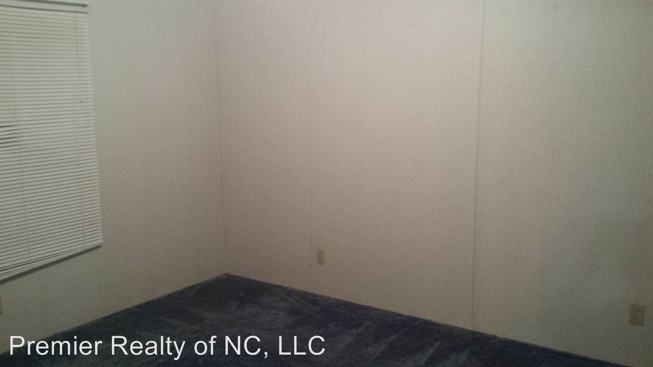 2445 Neelie Rd - Photo 2 of 5