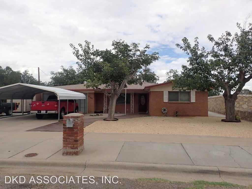 3130 Daisy St - Photo 2 of 24