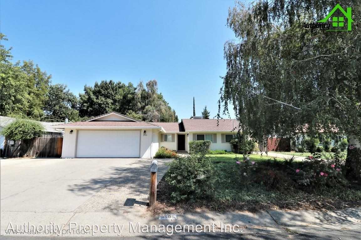 3505 Lagoon Dr - Photo 2 of 24