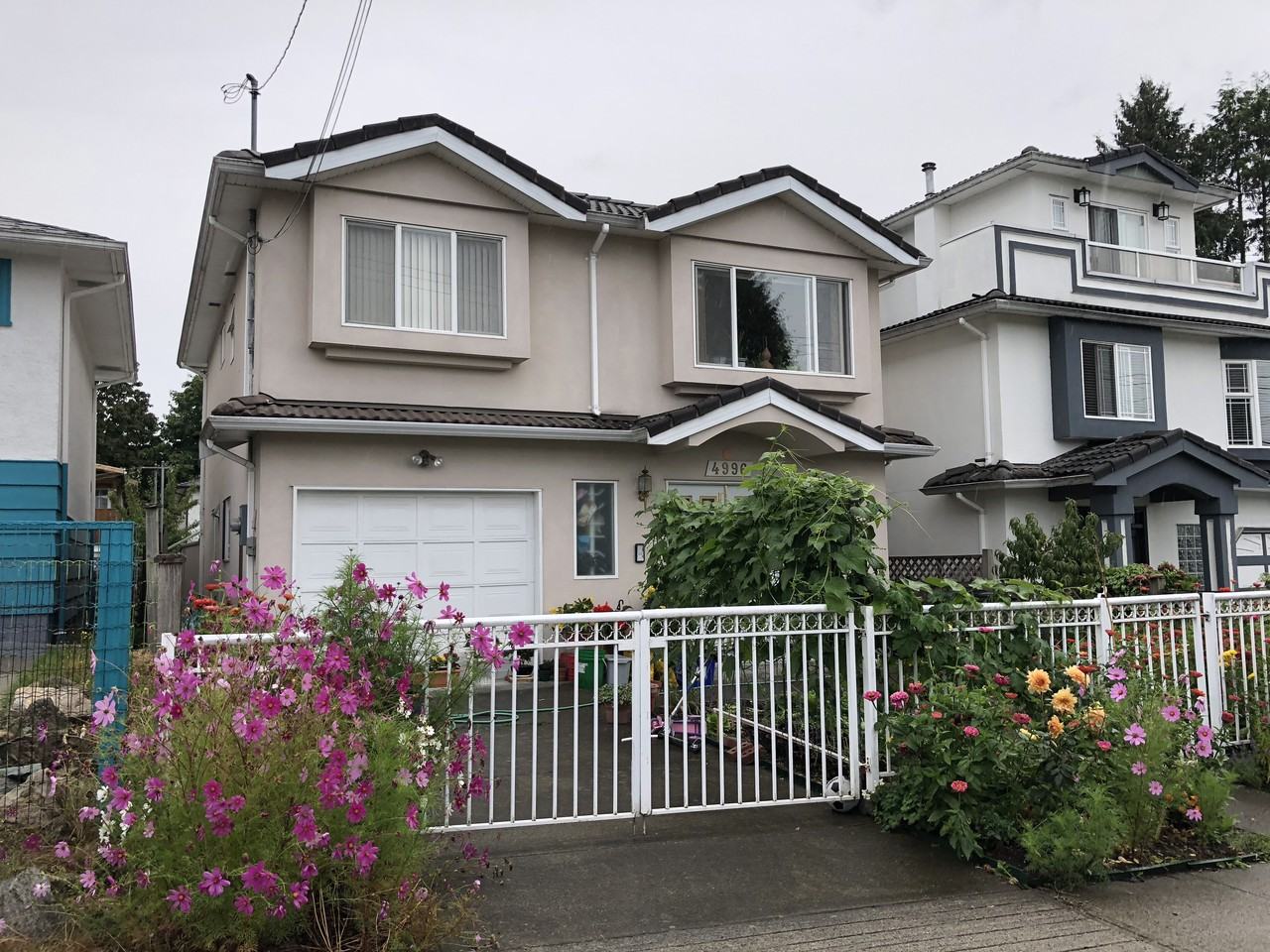 4996 Killarney Street, Vancouver, BC V5R 3V7 2 Bedroom Apartment for