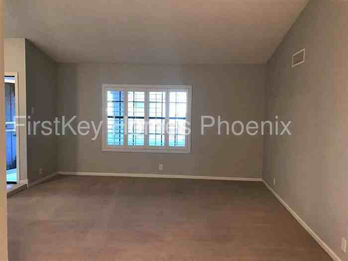 12925 N 73rd Ave - Photo 2 of 23