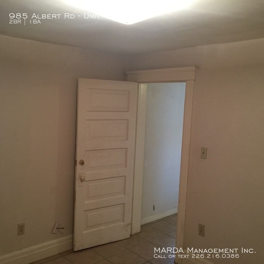 985 Albert Rd #4 - Photo 2 of 10