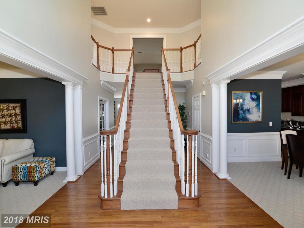 2113 Arrowleaf Dr - Photo 2 of 30