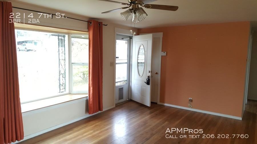 2214 7th St - Photo 2 of 14