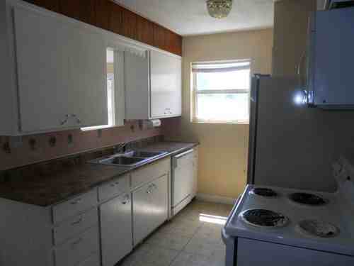 1732 Harper St - Photo 3 of 8