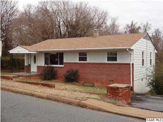 233 Hartmans Mill Rd - Photo 2 of 13