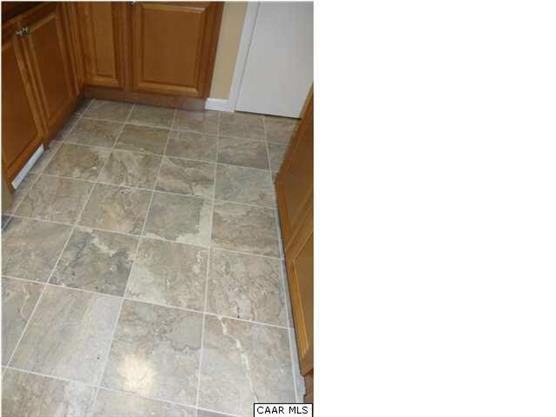 233 Hartmans Mill Rd - Photo 3 of 13