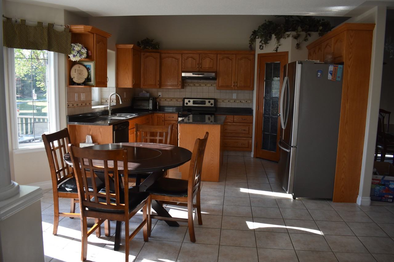 1103 Haynes Close NW - Photo 2 of 45