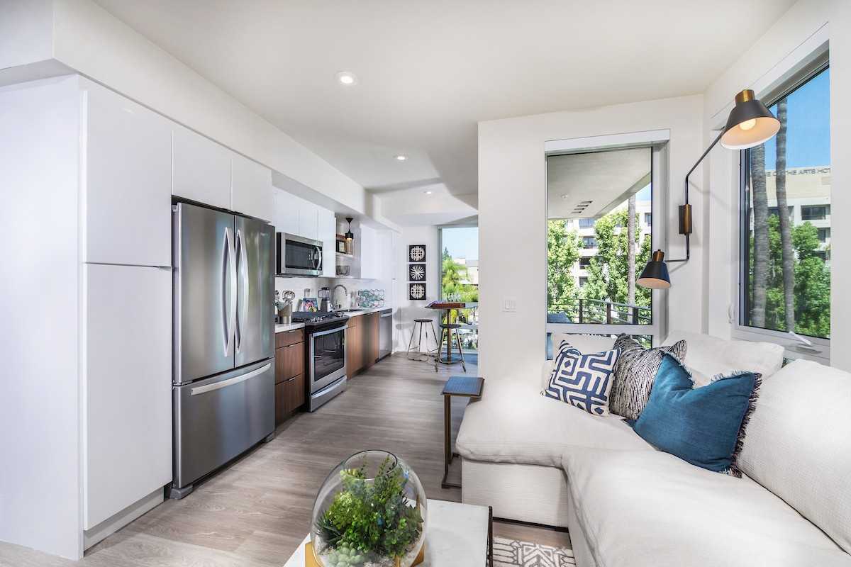 580 Anton - Photo 2 of 34