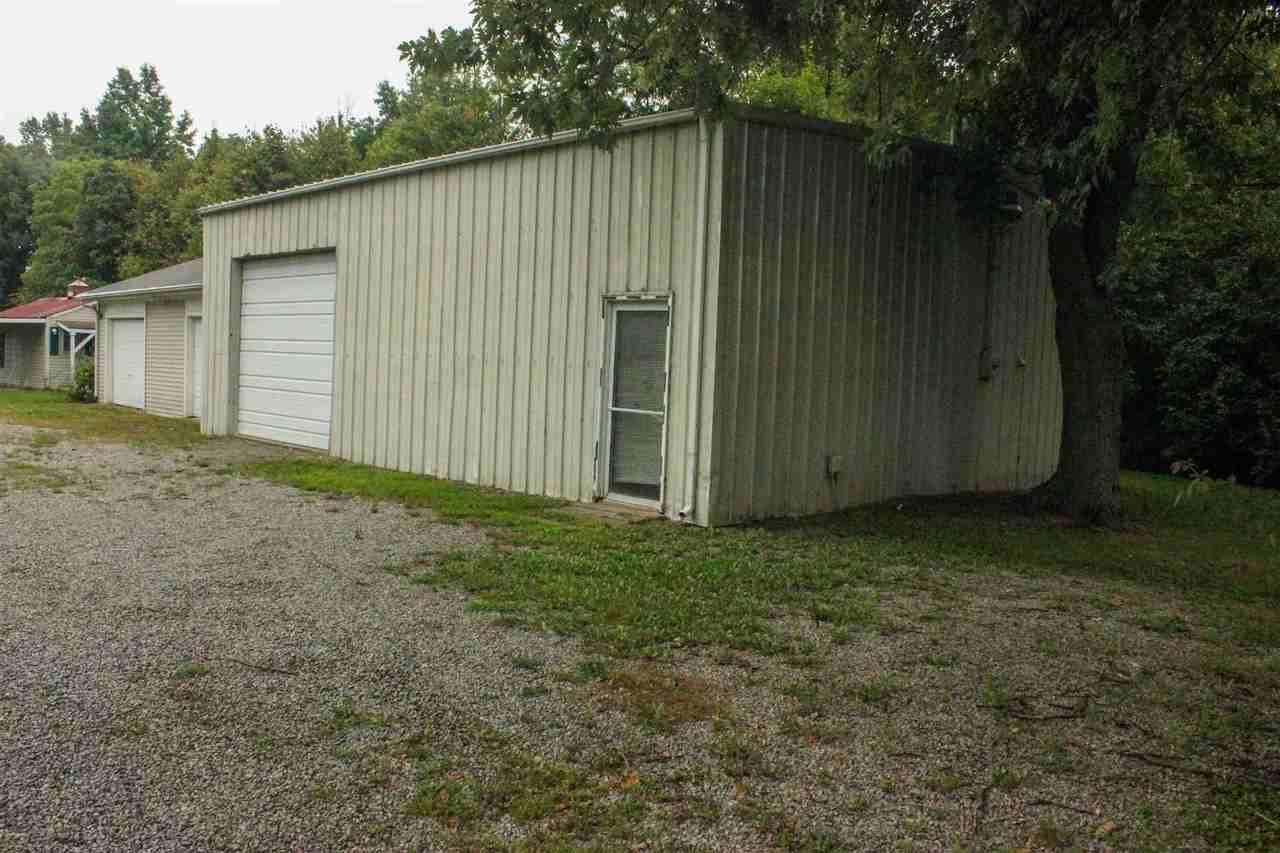 13603 Bremer Rd - Photo 3 of 26